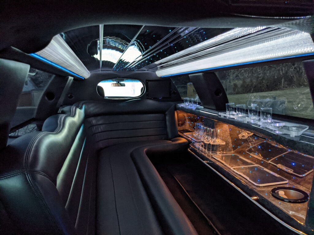 From Ordinary to Extraordinary: How Newark Limousine Service Redefines Premium Travel - 9 Epic Ways 4 newark limousine service