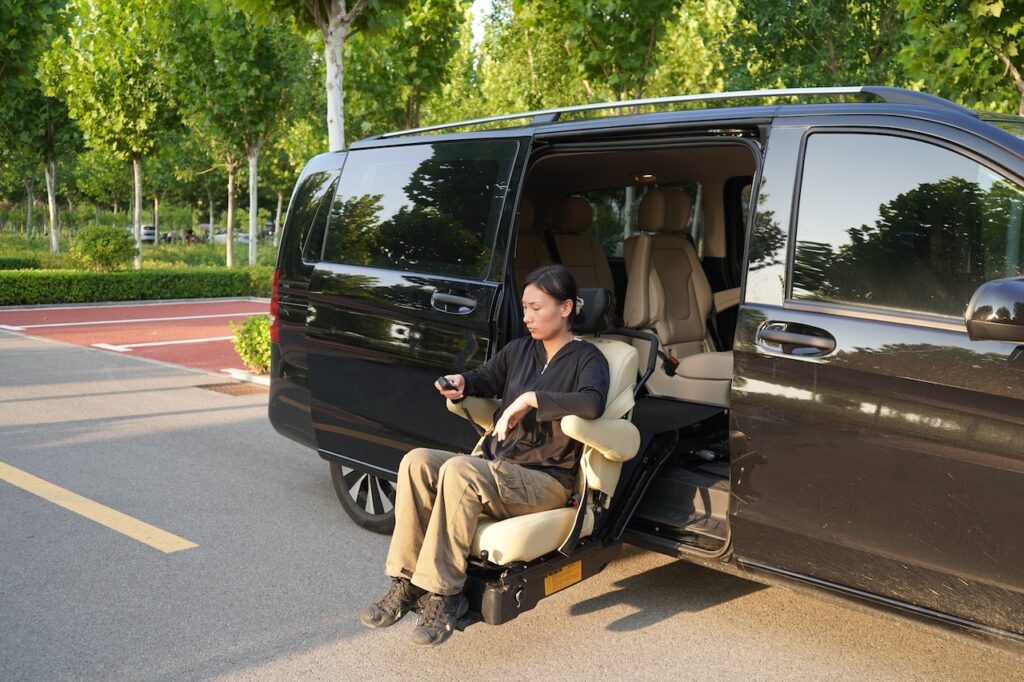 Understanding how much is a limo to the airport: Decoding 5-Star Luxury 3 how much is a limo to the airport