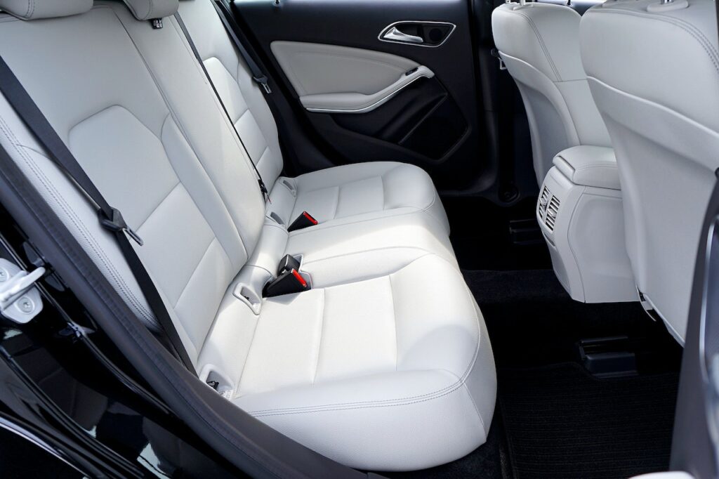 Understanding how much is a limo to the airport: Decoding 5-Star Luxury 2 how much is a limo to the airport